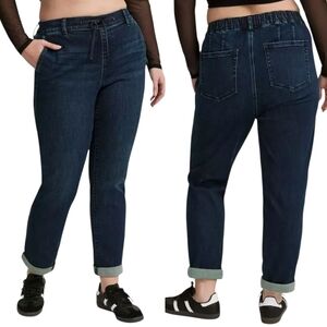 Torrid Short Weekend Boyfriend Mid-rise Jean Pull On 3S 22 24 Short 3X Plus